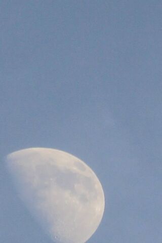 Glowing Half-Moon in a ..