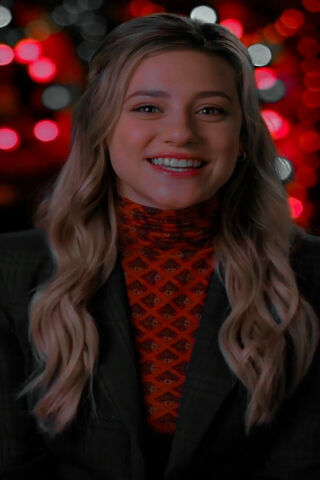 Bright Smiles and Holiday Vibes 🎉✨