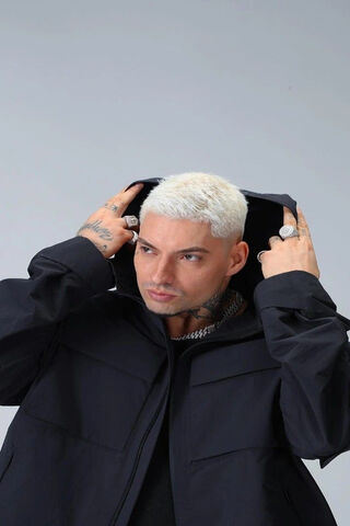 Urban Vibes: The Bold L..