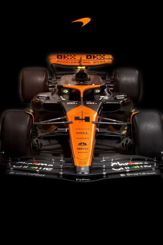 McLaren F1 Car: Speed and Precision 🏎️✨