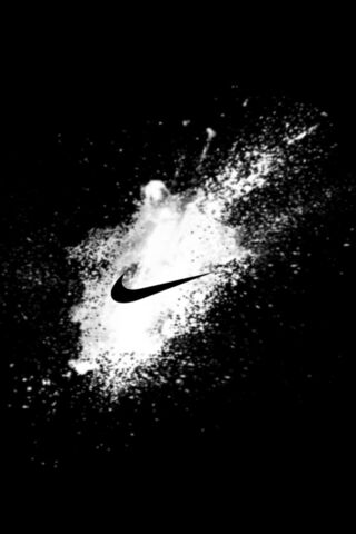 Nike's Bold Splash 🌟