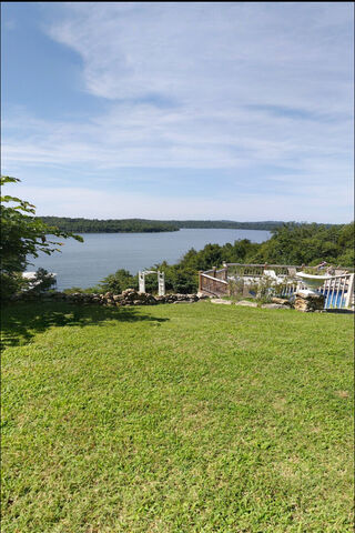 Blue Lady Resort