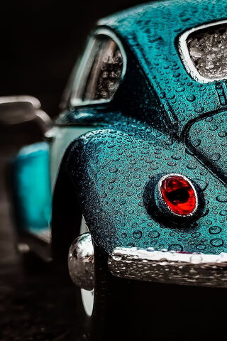 Raindrops on a Classic Beauty 🌧️🚗