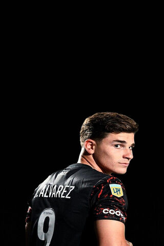 Striking a Pose ⚽️