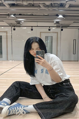 Stylish Reflection in t..