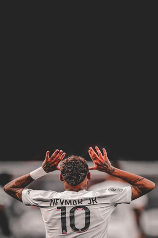 Neymar Jr. Celebrating ..