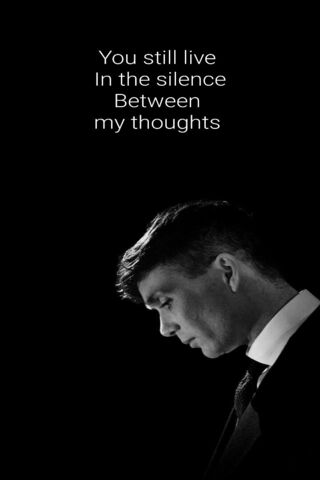 Silent Reflections 🖤