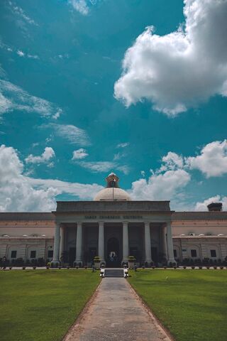 Majestic Museum Under a Blue Sky 🌤️🏛️