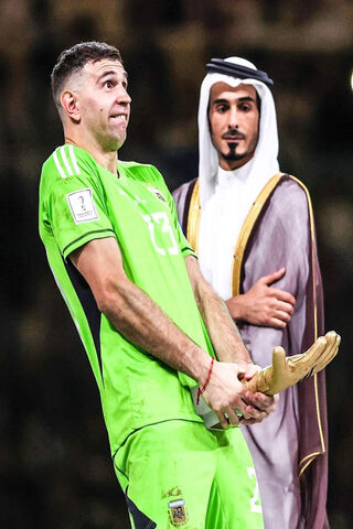 A Moment of Tension on the Field ⚽️😅