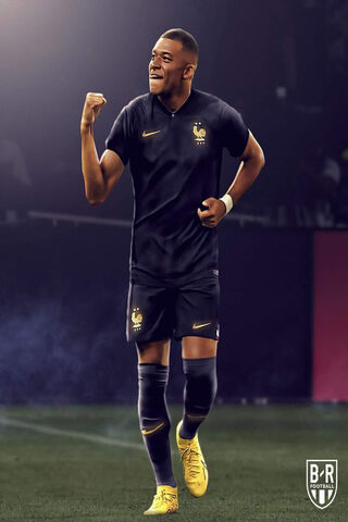 Kylian Mbappé Celebrates Victory! 🎉⚽