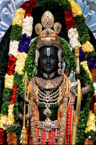 Divine Splendor: The Ma..