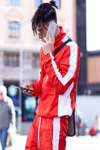 Urban Style in Red 🔥