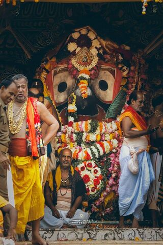 Divine Celebration: A G..