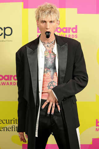 Bold Fashion Statement at the Billboard Awards 🎤✨