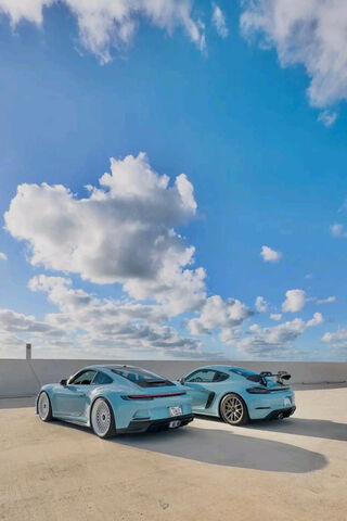 Dreamy Duo: Porsche Paradise 🚗☁️