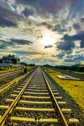 Journey to the Horizon ..