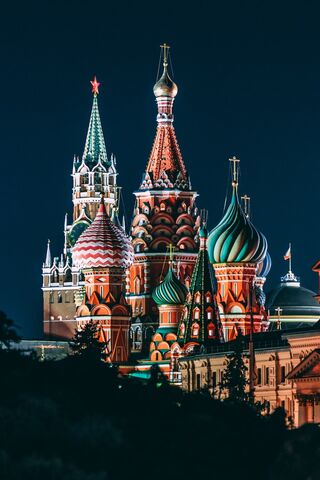 Nighttime Splendor of S..