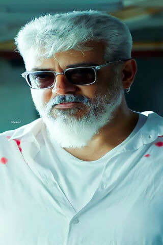 The Charismatic Hero 🌟