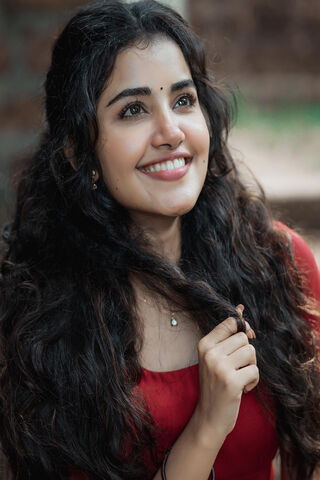 Radiant Smile in Nature..