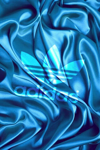 Shimmering Blue Eleganc..