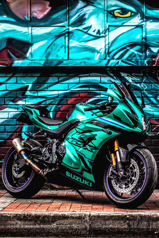 Sleek Power: The Suzuki..