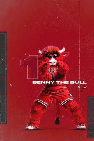 Benny the Bull: Chicago's Beloved Mascot 🐂🎉