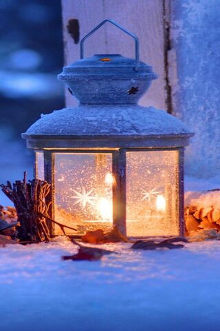 Cozy Winter Lantern Glow ❄️🕯️