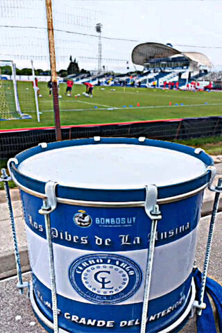 Cerro Largo: The Heartbeat of Passionate Fans 🎶⚽