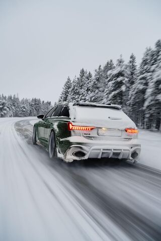 Winter Thrill: The Ultimate Snow Drive ❄️🚗
