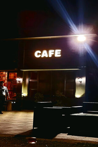 Cozy Night at the Café ..