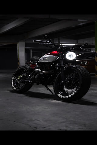 Sleek Urban Cruiser 🏍️✨