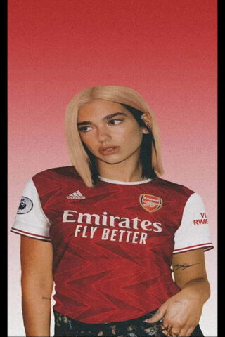 Stylish Fan in Arsenal ..