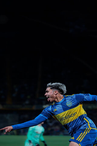 Goal Celebration Under the Lights ⚽✨