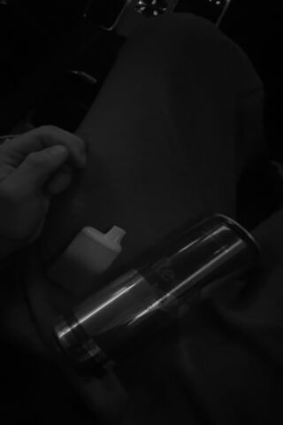 Chill Vibes in Monochro..