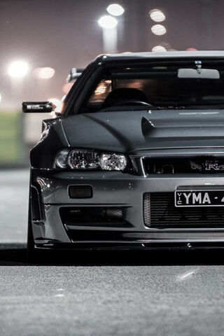 Nighttime Racer: The Ic..