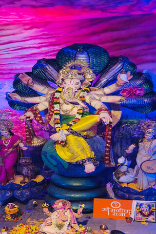 Divine Celebration of G..