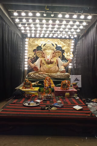 Divine Celebration of G..