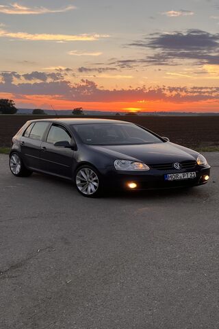 Sunset Drive 🌅🚗