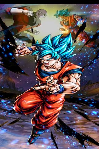 Goku's Epic Transformation! ⚡️💥