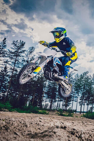 Jump Silhouette