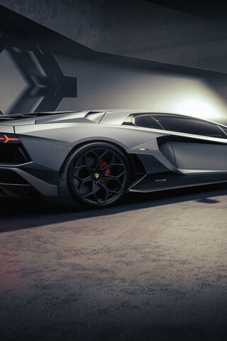 Sleek Power: The Lambor..
