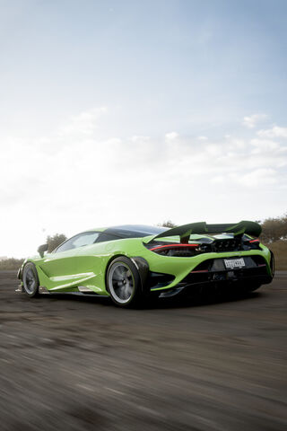 The Beast Unleashed: A Stunning Green Supercar 🚗💨