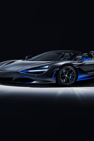Sleek Power: McLaren 720S Spider 🚗✨