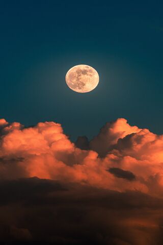 Enchanting Moonlit Clouds 🌕☁️