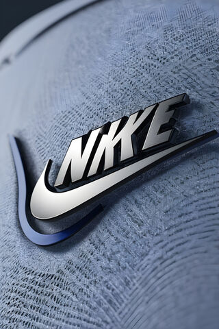 Sleek Nike Logo Close-Up 🏷️✨