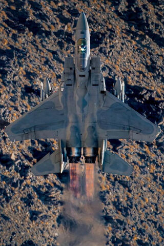 Soaring High: The Power of Modern Aviation ✈️🔥