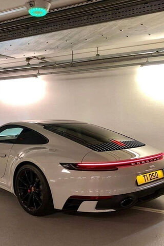 Porsche Perfection: A M..