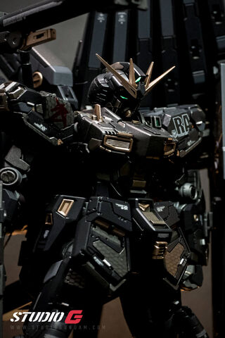RX93 Nu Gundam