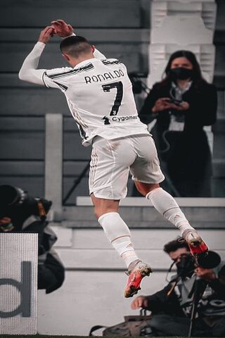 The Leap of a Legend: Ronaldo in Action ⚽️✨