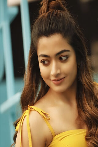 Radiant Smile in Yellow..